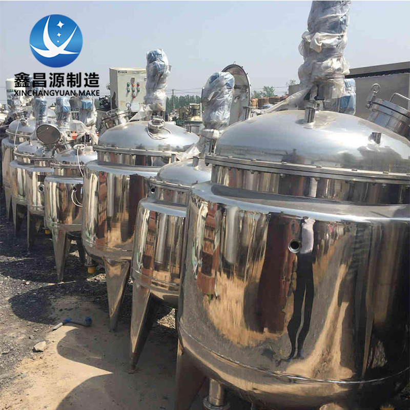 1699407325809087.jpg 不銹鋼反應(yīng)釜 (8).jpg